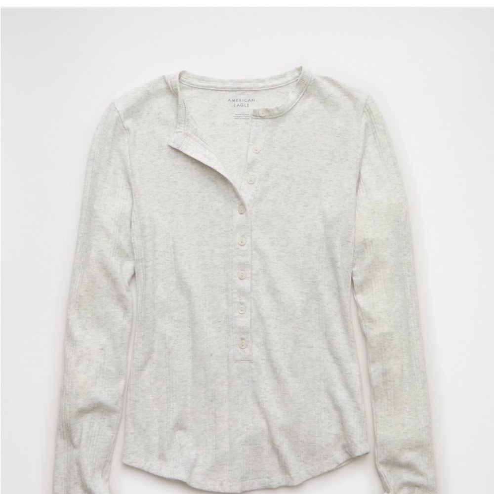 American Eagle Outfitters Gray Long Sleeve Tee